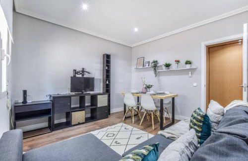 AH- Diseño y alma madrileña cerca a Plaza Mayor - Photo 4