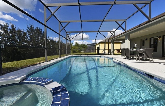Beautiful 5 Bed Pool Game Room 5 Bedroom Home by RedAwning - Foto 16