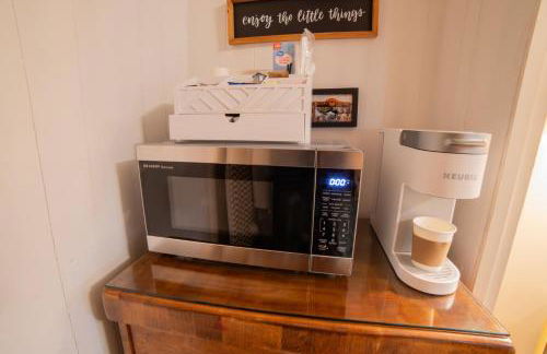 Sleeps 2 Private Entrance, Spa Tub, Near Casino - Foto 25