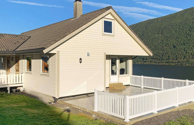 12 Person Holiday Home in Alfoten - Foto 1