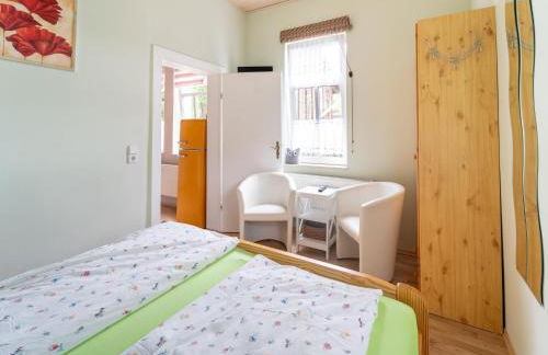 Quiet Garden Apartment - Foto 19