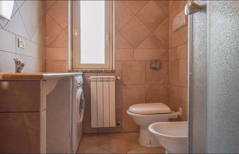 Confortevole e Spazioso Appartamento 100mq a Falerna con Vista Panoramica sul Golfo con Free WiFi e Smart Tv - Foto 8