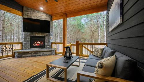 The Ember House - Luxury Honeymoon Cabin - Foto 3