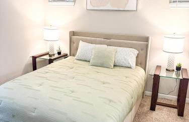 Contemporary 1BR Retreat Quiet Serene Setting - Foto 9