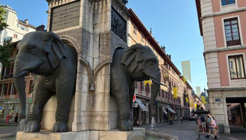 Une pause dans l'hyper centre de Chambéry - Foto 2