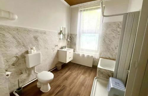 Charming apartment near Emden with garden, 100 m² - Photo 12