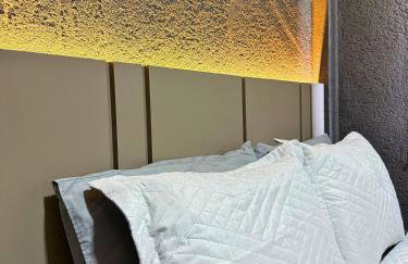 MHV Milagres - Studio Guadalupe 05, quarto e sala privativo a poucos metros da Praia do Marceneiro - Foto 53