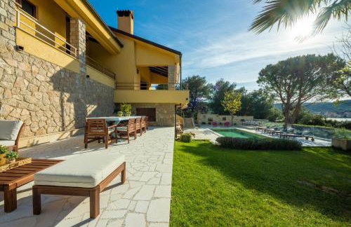 Villa Barotul with pool - Photo 12