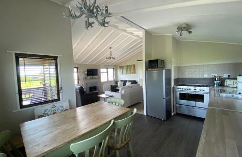 Rew Farm Country & Equestrian Accommodation - Sunrise Lodge - Foto 28