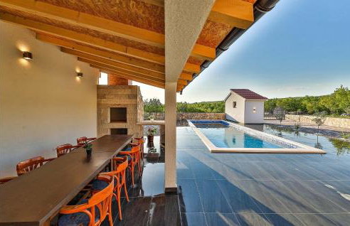 Cozy Home In Ugljane With Wifi - Foto 2