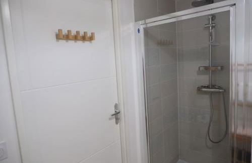 La Londe La Mer : appartement proche plages & vue superbe sur les îles d'or - Foto 32