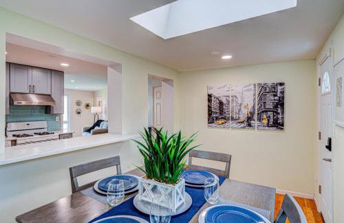 Cozy Home Sleeps 10 Lombard Chicago Suburb - Foto 13