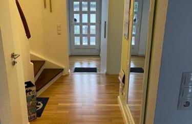 Family House - Photo 4