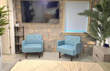 Vessel Hotel Studio Suites of Atlanta, GA - Photo 12