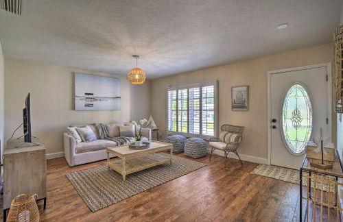 Naples Oasis with Screened Pool, Bike to Beach! - Foto 5