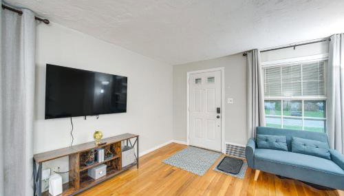 2 Mi to Lake Erie Home with Yard in Euclid! - Foto 4