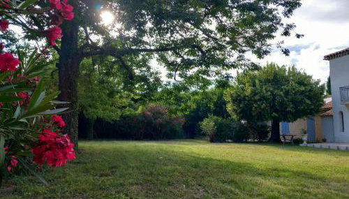 Le Petit Mas des Alpilles en Provence - Foto 3, Garden, Garden view