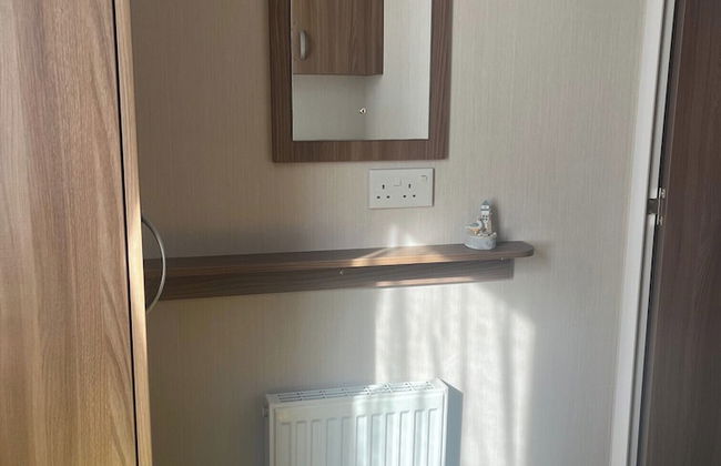 2-bed Cabin, Sleeps 4 in Cayton Bay - Foto 2