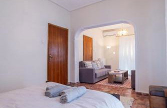 Evans House - Photo 16