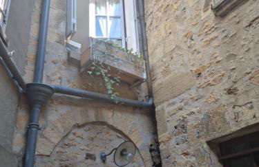 Maisonnette au Cœur de la cité Médiévale. - Foto 1