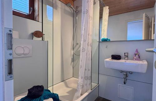 seeglueck SEEBLAU - Moderne Maisonette-Wohnung mit Balkon und Parkplatz in Seenähe in Konstanz-Dingels-Dorf - Foto 16