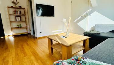 Trendige Dachgeschosswohnung in Connewitz - 3 Schlafbereiche - Platz für bis zu 5 Personen - tolle Lage und öffentliche Verkehrsmittel - Foto 5