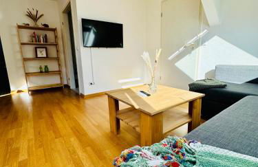 Trendige Dachgeschosswohnung in Connewitz - 3 Schlafbereiche - Platz für bis zu 5 Personen - tolle Lage und öffentliche Verkehrsmittel - Foto 5