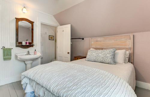 Green Mountain Views! Lowell Getaway Near Skiing - Foto 21