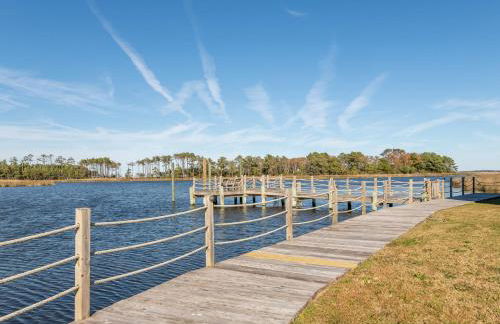 Sawyers Lodge - Historic Soundfront Home, Pool, Hot Tub, Boat Launch, Kayaks, Pets OK, Flex Stays - Foto 72