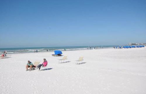 Beachfront Condo! Gulf View From All Rooms, Pool, Chairs Provided - Foto 36