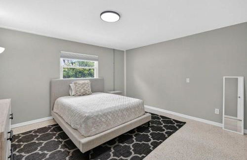 4BR Spacious Paradise - Photo 12