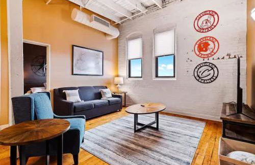 Lakefront Loft - Walk 2 First Energy x Progressive - Foto 10