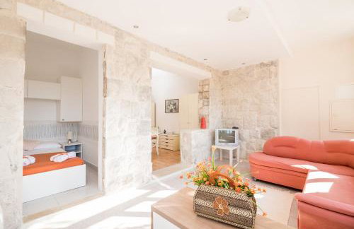 Friendly Apartments - Photo 21