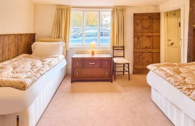 Host Stay The Bell House - Foto 10