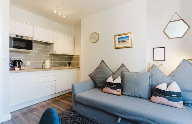 Design Suites Lytham - Photo 79