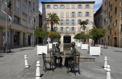 Superbe T3 climatisé - centre historique - vue port de plaisance - balcon - WIFI - 5e avec ascenseur - Foto 43