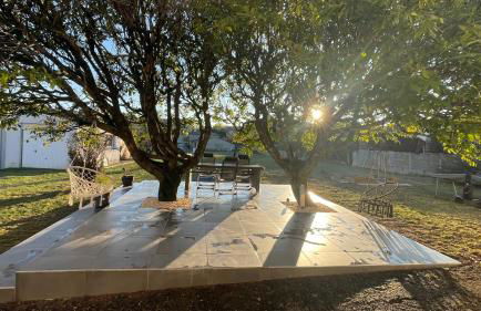 LE HAVRE D'ATHENA - Grand appart, jardin privé, abri vélos & accès rapide A61 - Foto 40