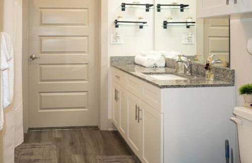 New! The Vibe Med Center Apartments - Central Houston - Photo 23
