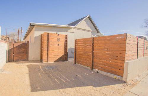 Terracotta Suite at ArnoTriplex! Hot Tub-Close to Downtown-Pet Friendly-No Pet Fee! - Foto 6