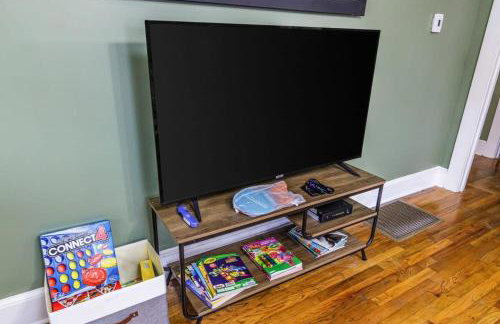 New River Gorge Cottage w Hot Tub, Fire Pit, Grill - Foto 12