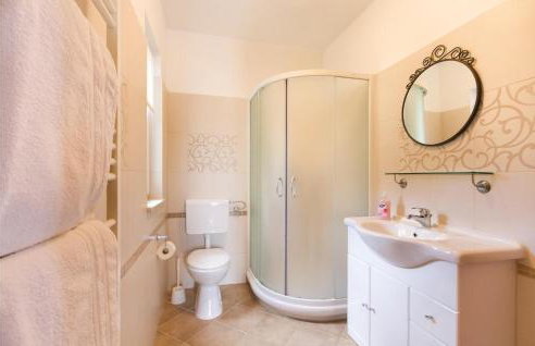 Four-Bedroom Holiday Home In Bregi - Foto 30