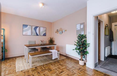 The Mayoress - Durham - Photo 18