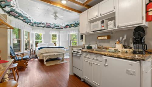 Tuckaway Cottage by Simple Life Rentals - Foto 3