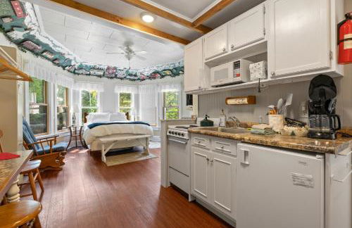 Tuckaway Cottage by Simple Life Rentals - Foto 3