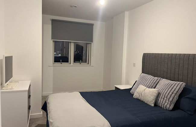 Riverside Retreat in Barking - Photo 7