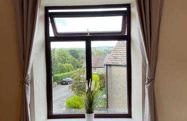 Muddy Paws Cottages - The Nook - Photo 24