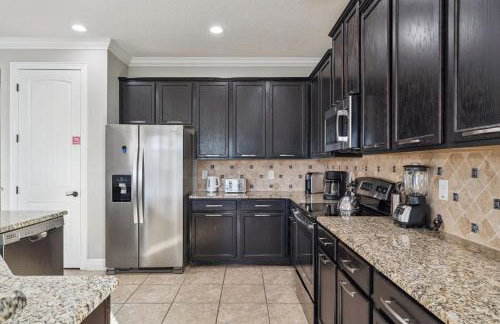 New Castle Pines Family Oasis EPIC Retreat Near Disney - Foto 31