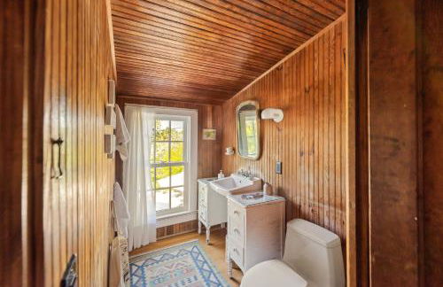 Seaside Escape on Huron - Photo 14