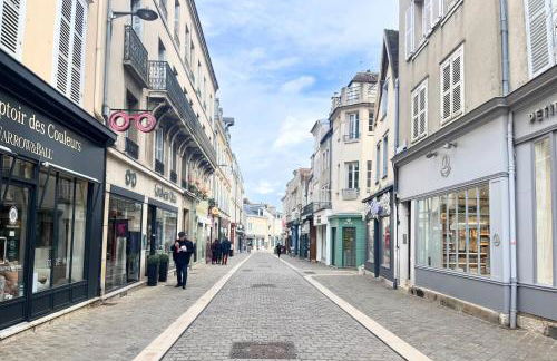 Henri en scène - Charme & Confort en Hypercentre Chartres - Au pied de la Cathédrale - Foto 25