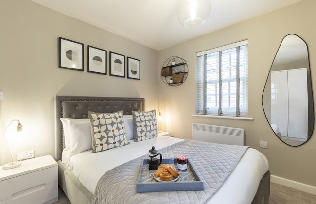 Elliot Oliver - 2 Bedroom Garden Apartment With Parking - Photo 7